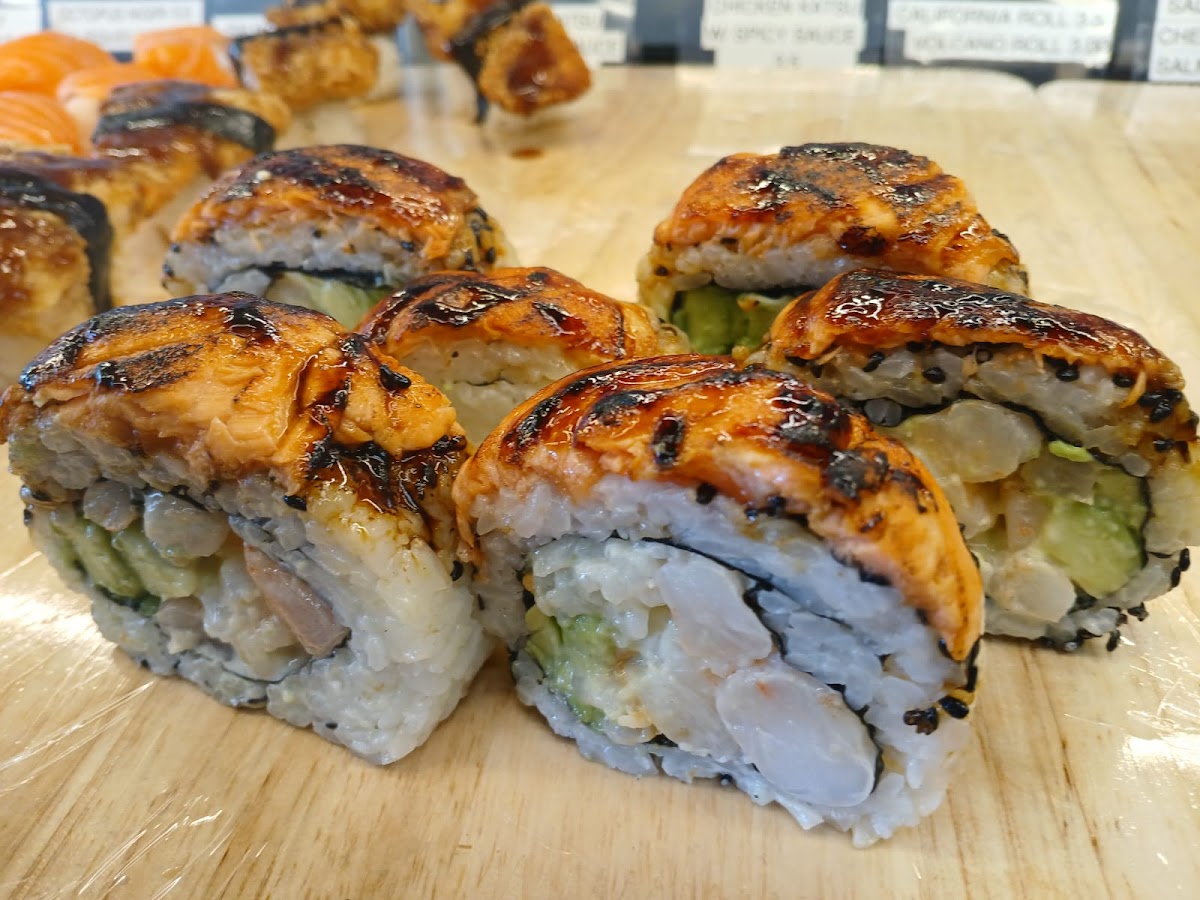 Sushi Hunts Photo 7