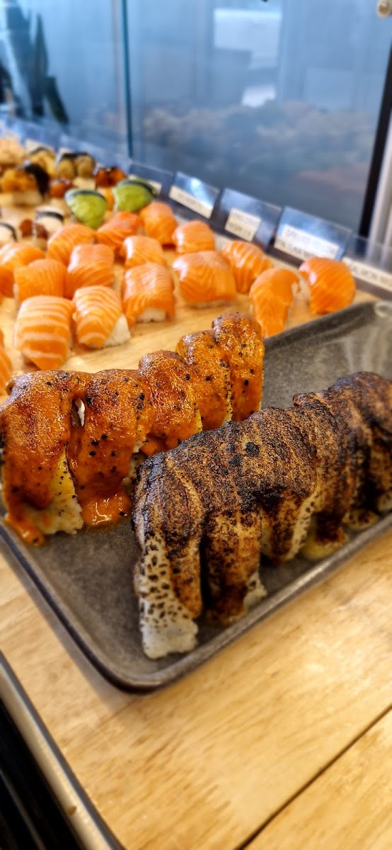 Sushi Hunts Photo 9