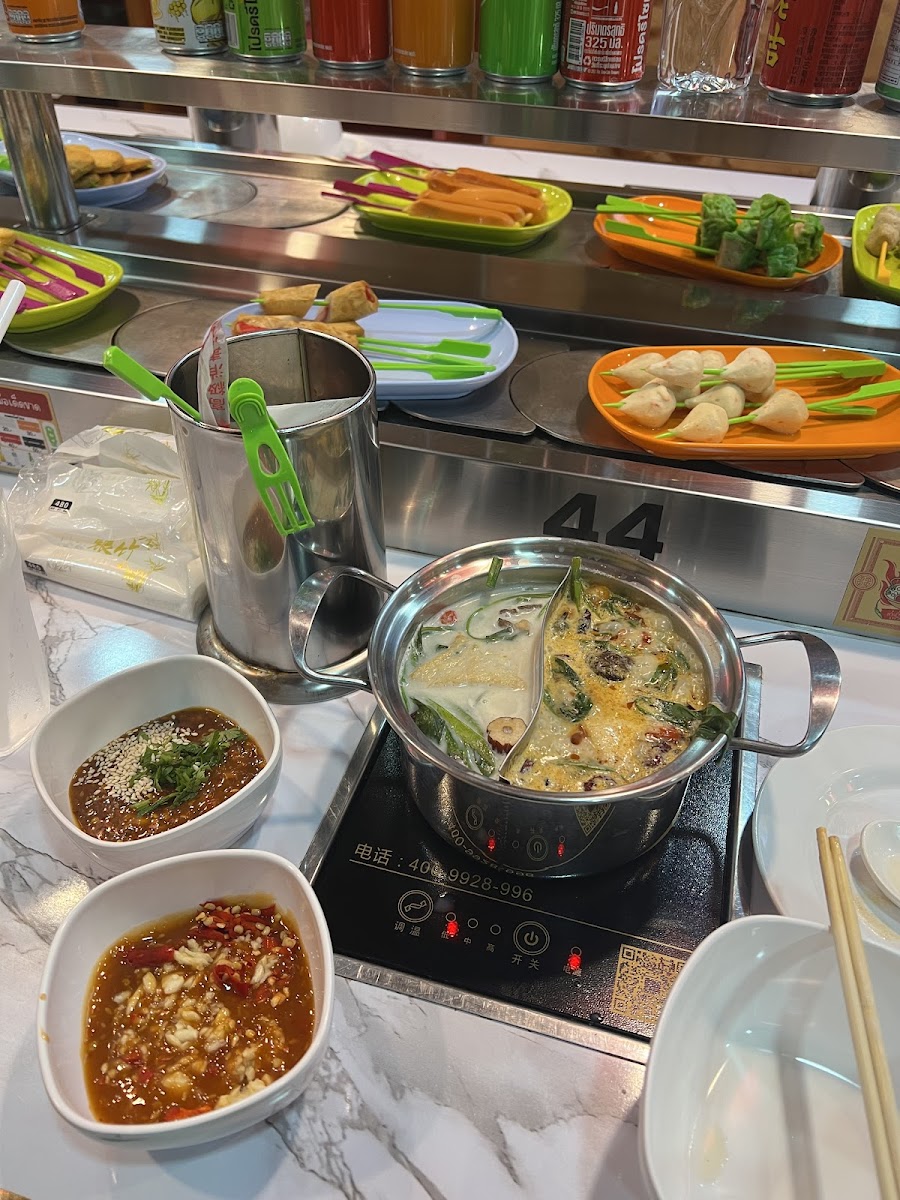 ชาสา สุกี้หม่าล่าสายพาน (A La Carte - Hotpot) Photo 6