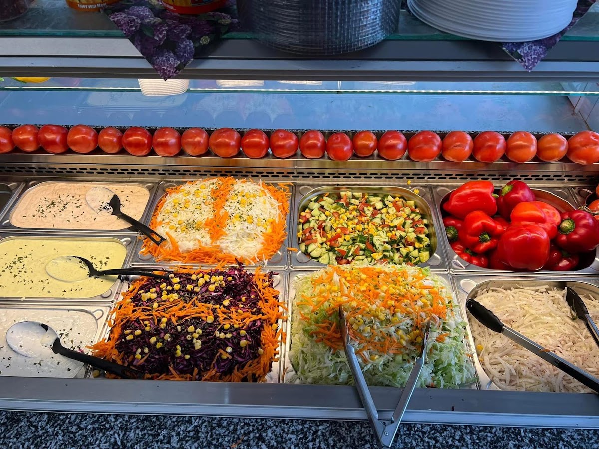 Adar Pizzeria & Grillhaus Photo 2