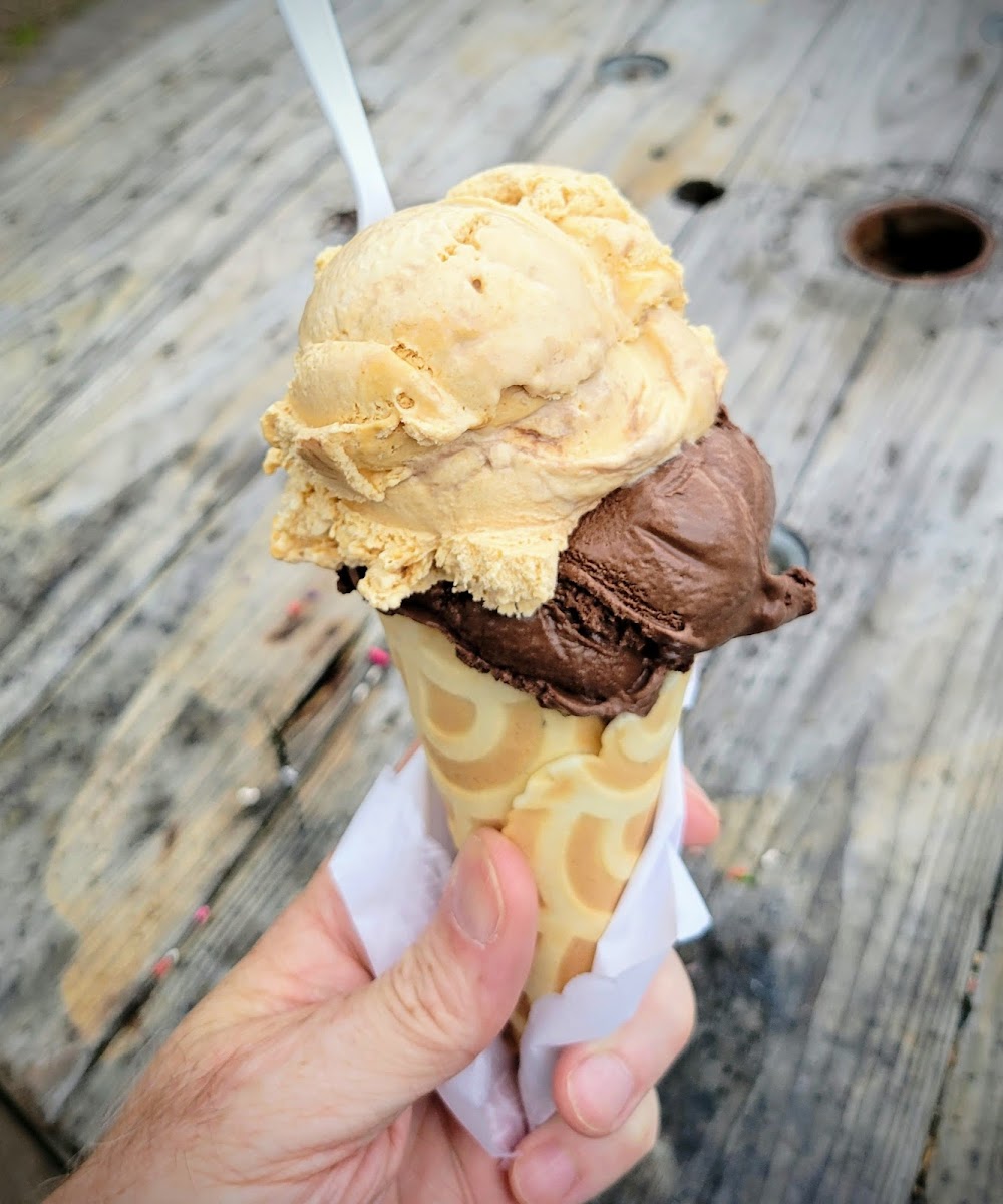 Uncle Dave’s Homemade Ice Cream Photo 7