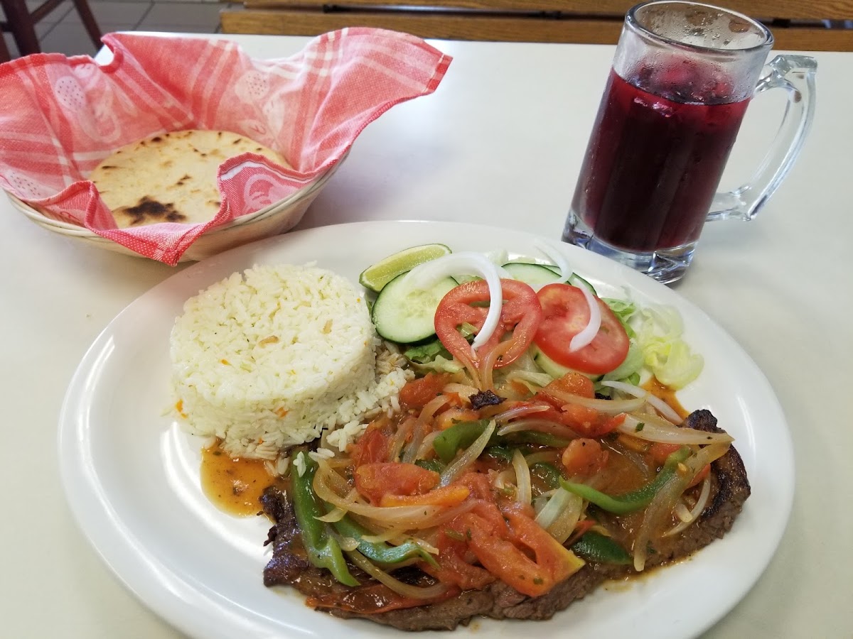 El Rey Salvadoreño Restaurant Photo 5