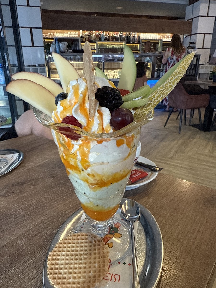 Adria Eiscafé und Brasserie Photo 3