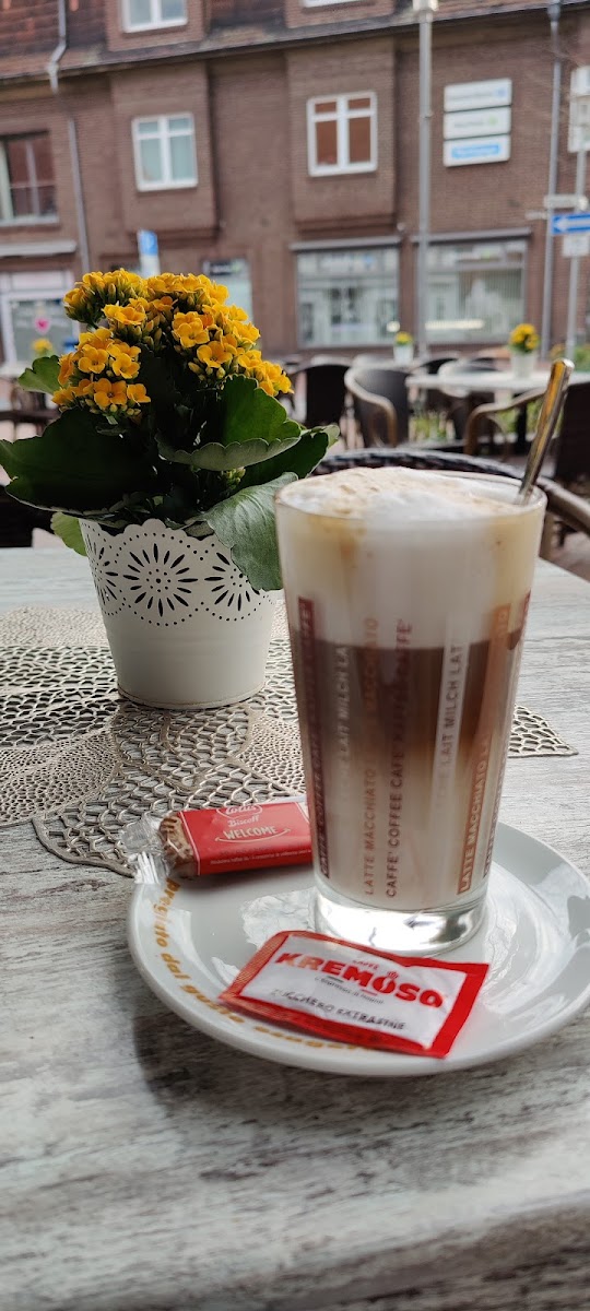 Adria Eiscafé und Brasserie Photo 9