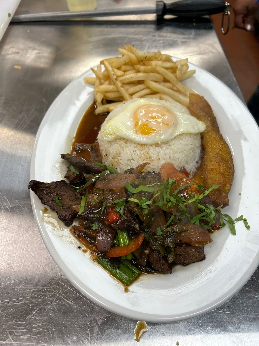 Sabor Ecuatoriano 3 Photo 8