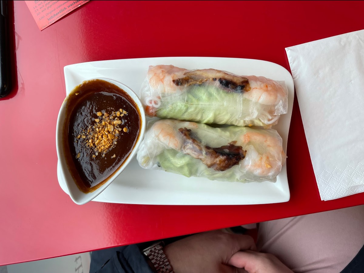 NGOAN Streetfood Photo 7