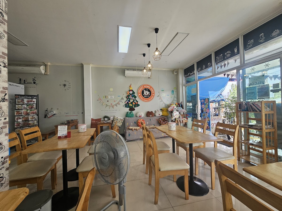 Sweet Home Café