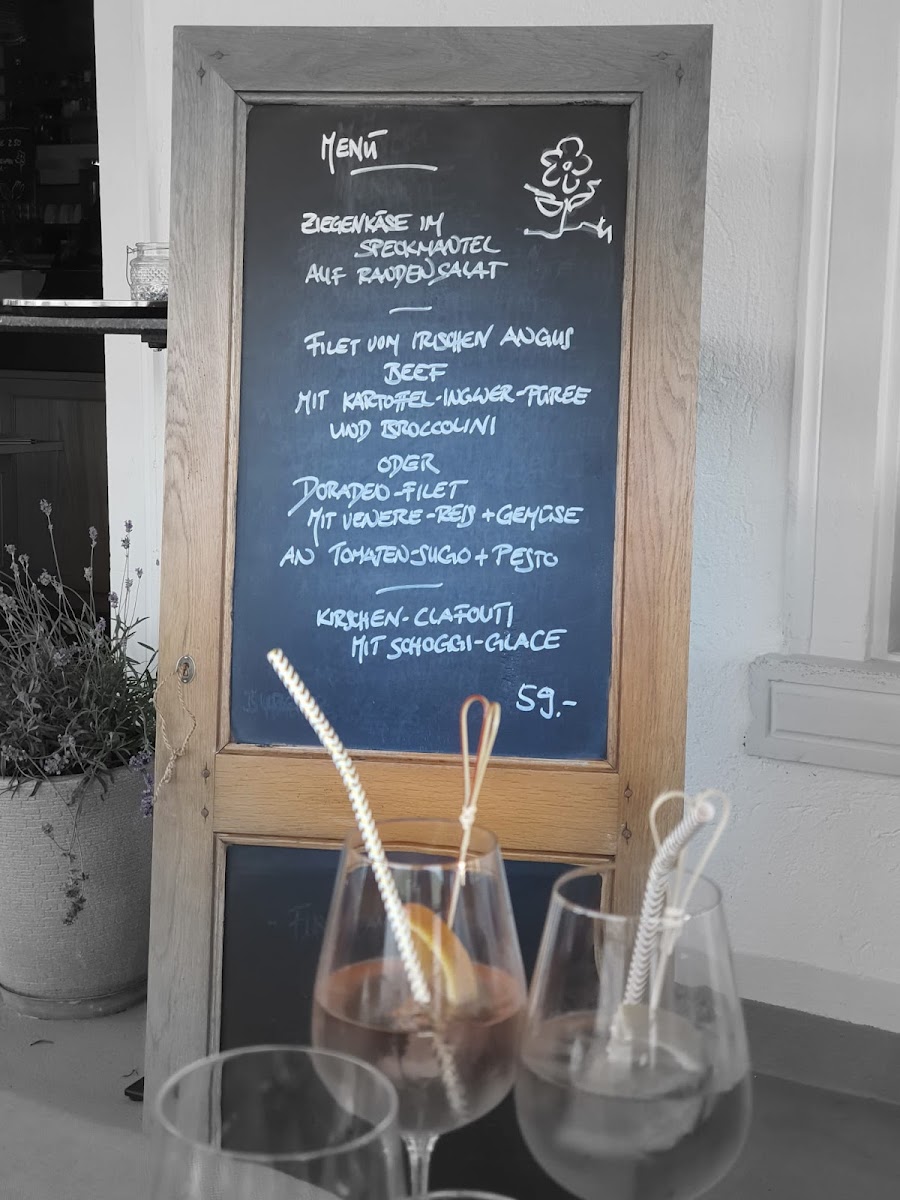 Restaurant Schifffahrt Photo Menu 2