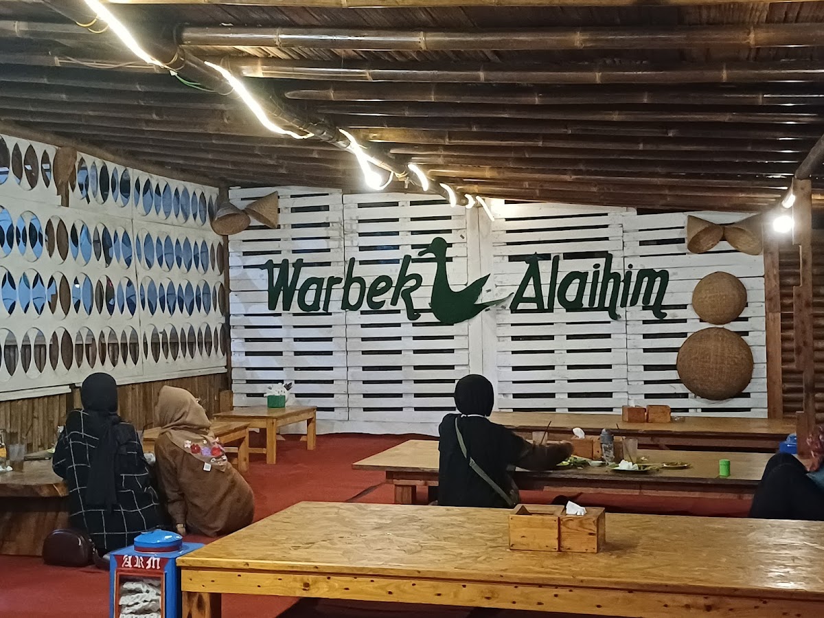 Warbek alaihim kuliner wong Banten