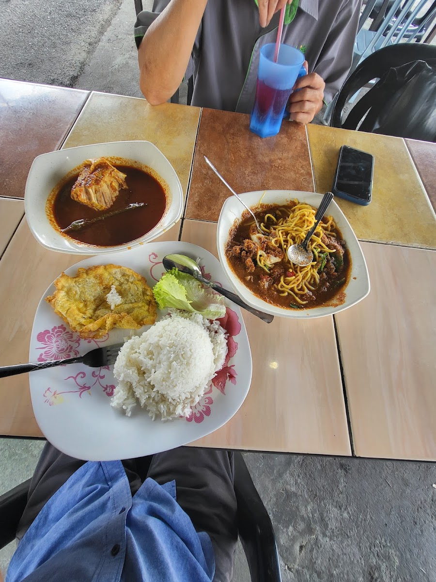 Restoran Asam Pedas Muar (Puchong) Photo 8
