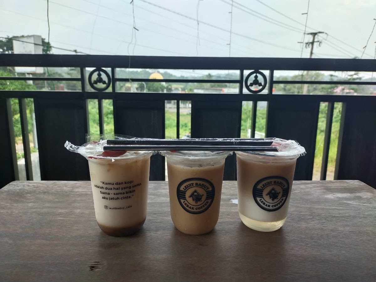 LEUIT BADUY CAFE Photo 2