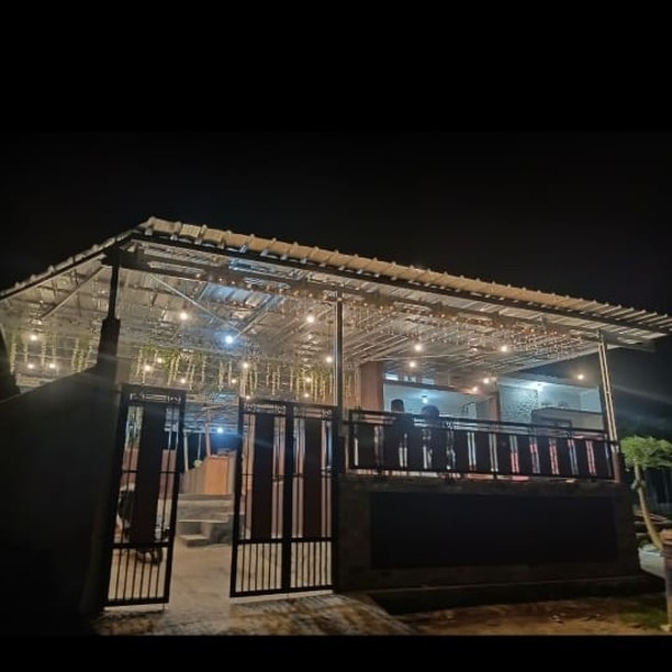 LEUIT BADUY CAFE Photo 4