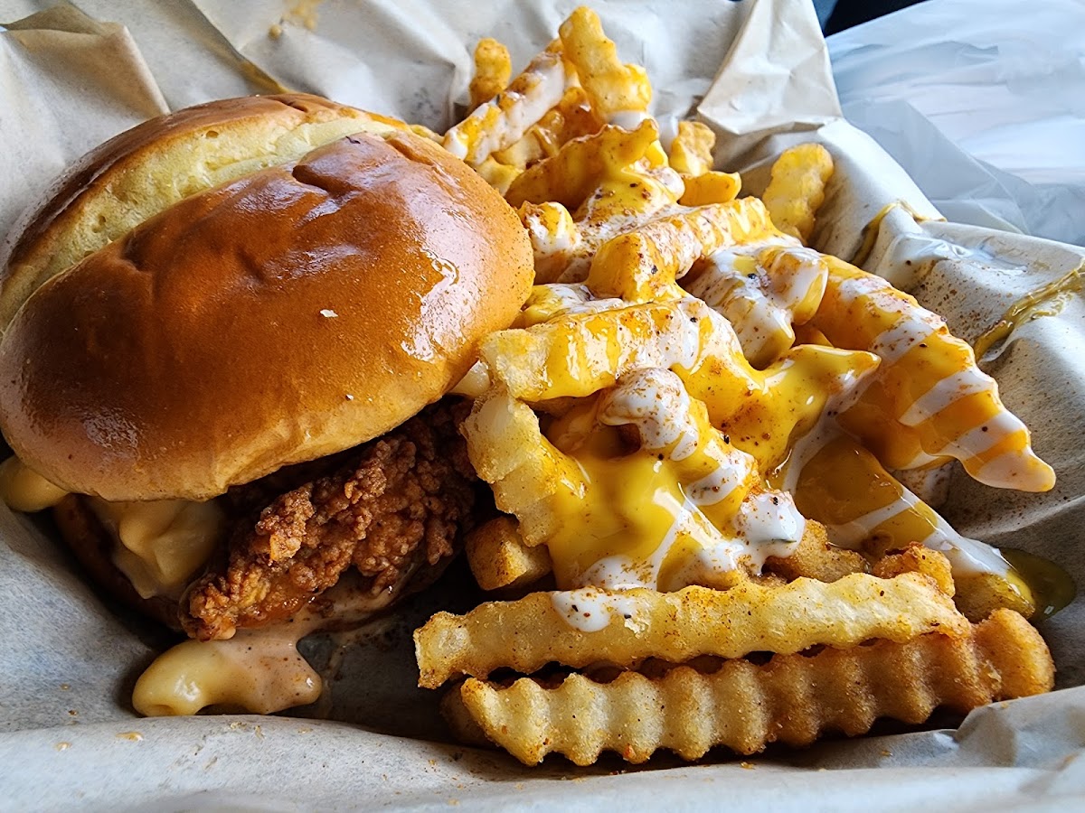 Ray Ray's Chicken Shack Mocksville Photo 6