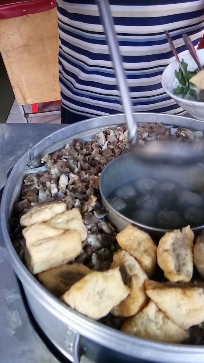 Bakso Urat Solo Pak Kumis Photo 2
