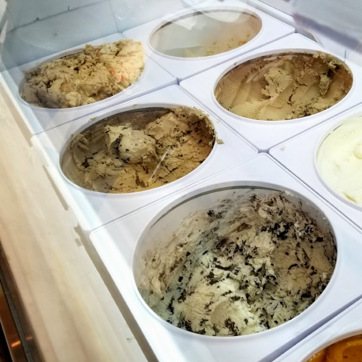 Haagen-Dazs Photo 8