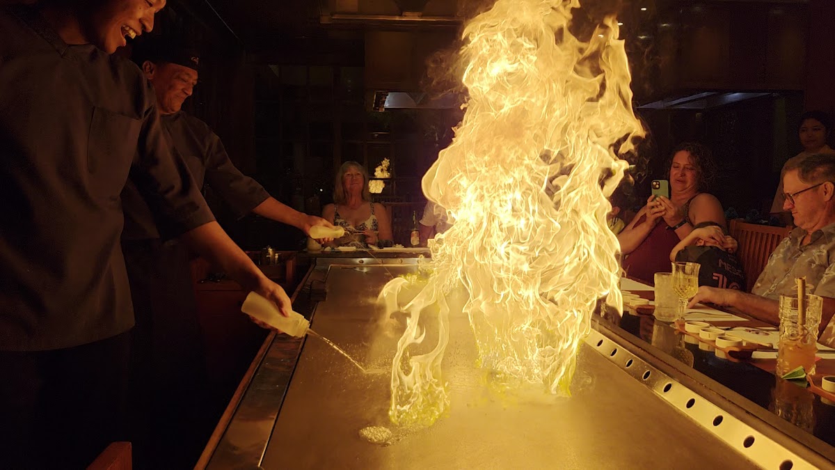 GENJI Teppanyaki & Japanese Restaurant Photo 2