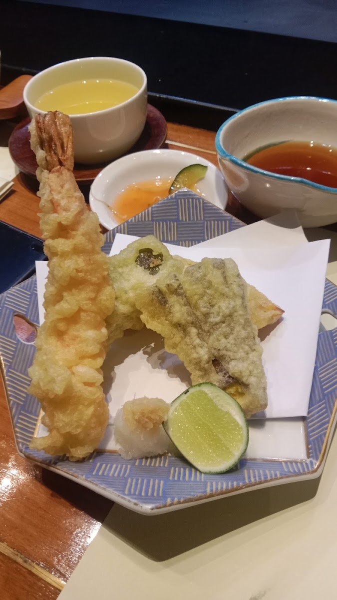 GENJI Teppanyaki & Japanese Restaurant Photo 5