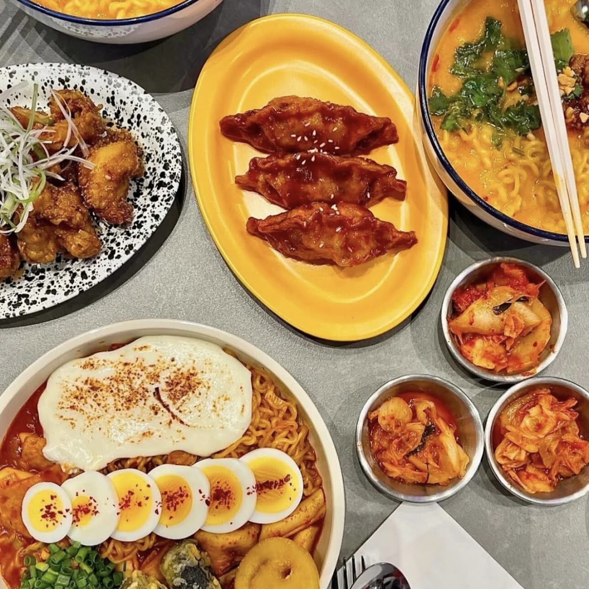 Ramyun Kitchen (Dusit Central Park) Photo 6