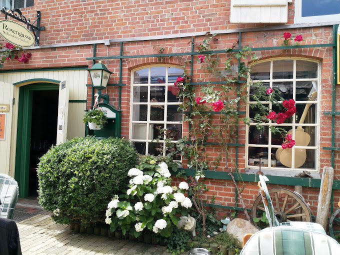 Rosengasse Heide / Restaurant - Café - Musikkneipe Photo 3