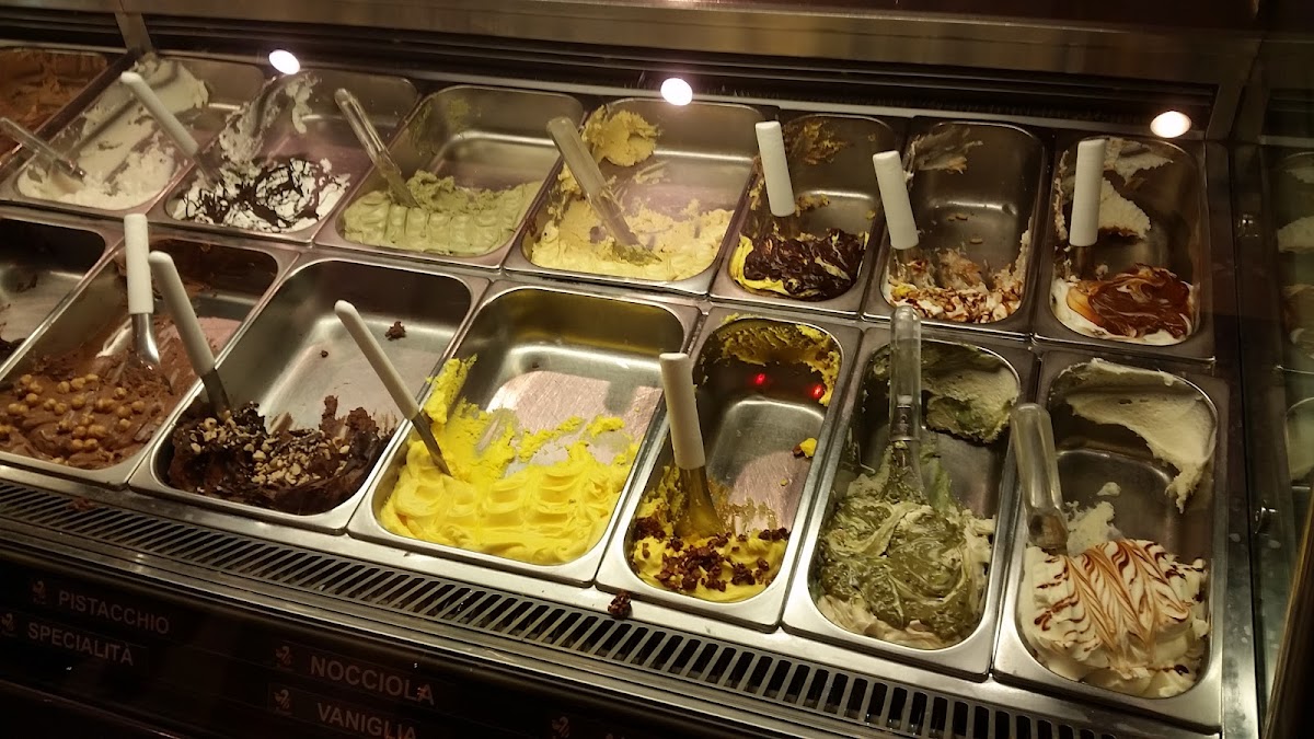 Bernardi Gelateria Pellicano Photo 5