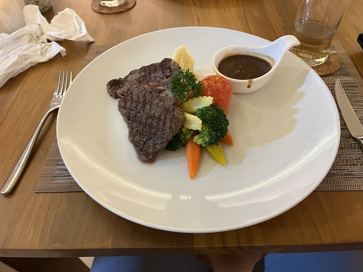 Coco Restaurant Photo 6