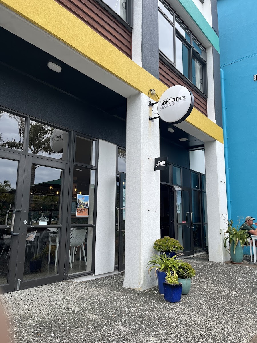 Te Akau Roa Restaurant