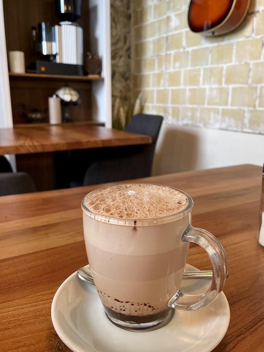 Roberts Cafe Photo 9