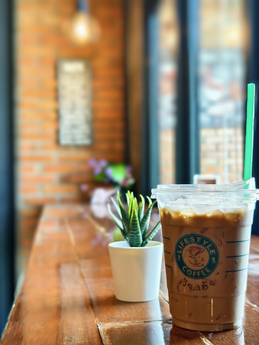 Lifestyle Coffee Photo 3