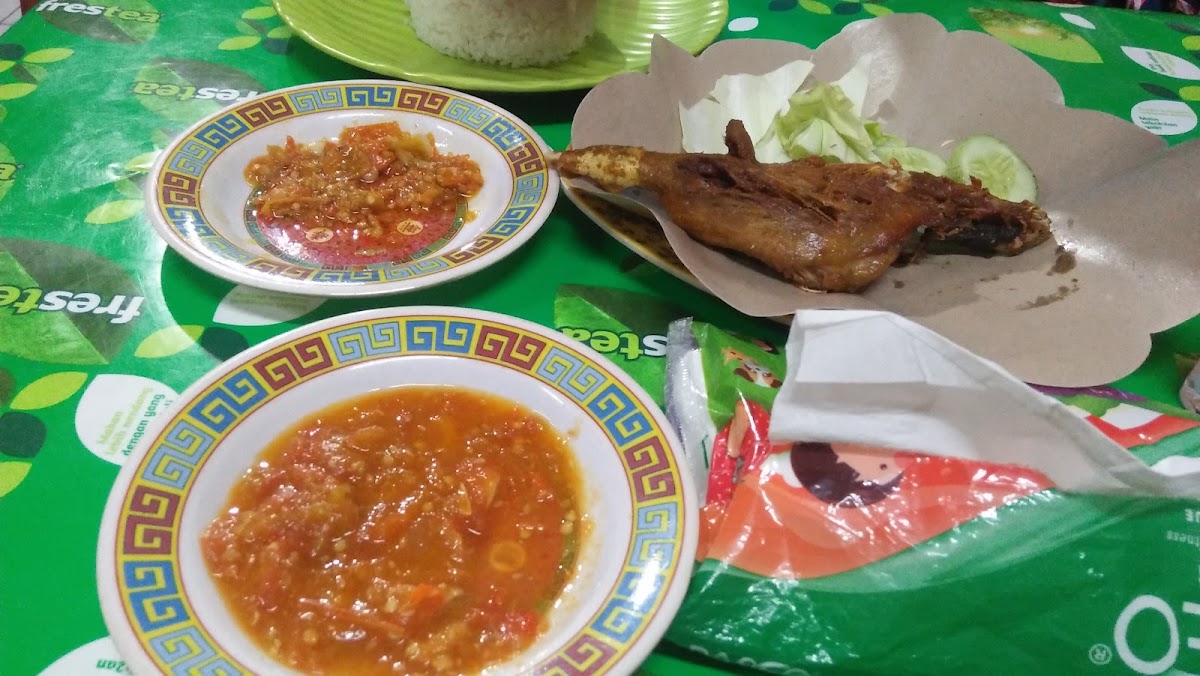 Pecel Lele Cik Yen Photo 5