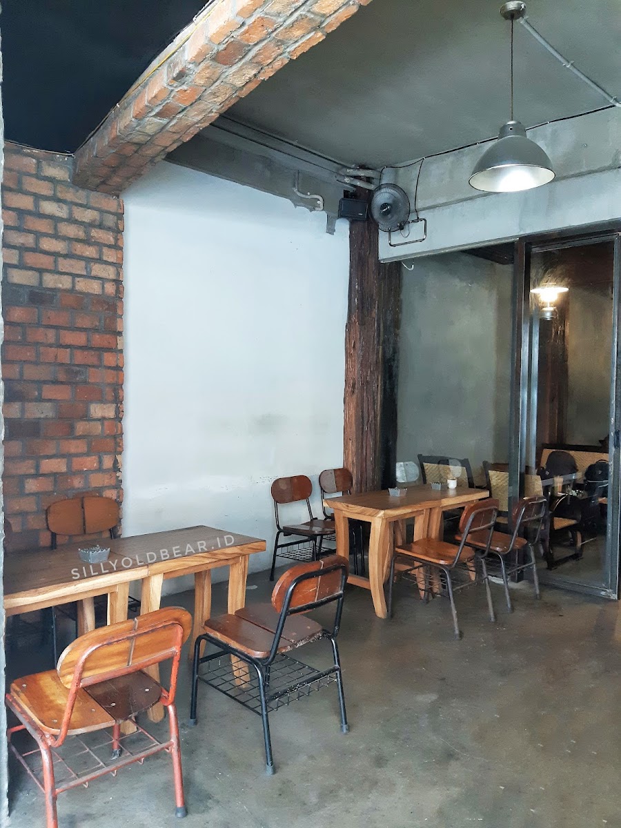 Kopi & Barber Inspirasi By YIIM Photo 4