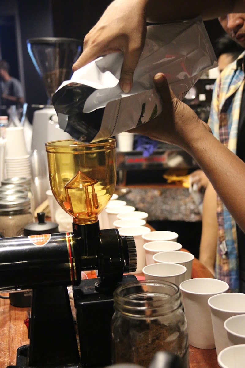Kopi & Barber Inspirasi By YIIM Photo 8