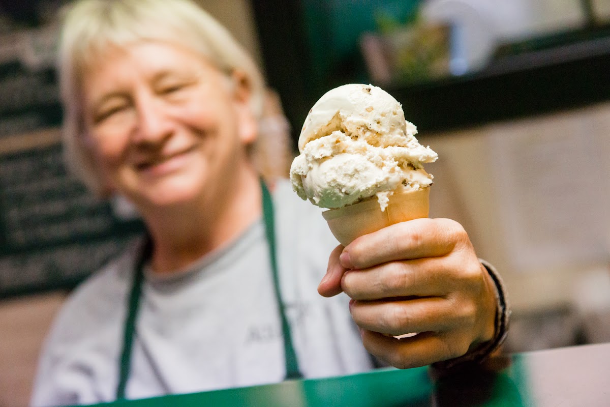 Mountain Creamery Photo 5