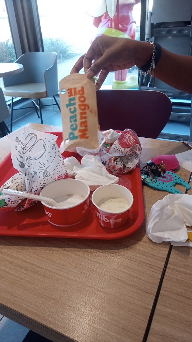 Jollibee Photo 10