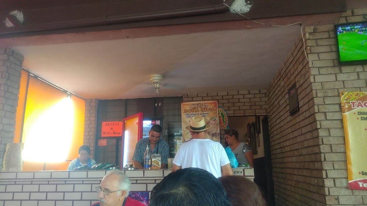 Doña Elvia - Tacos y gorditas Photo 2