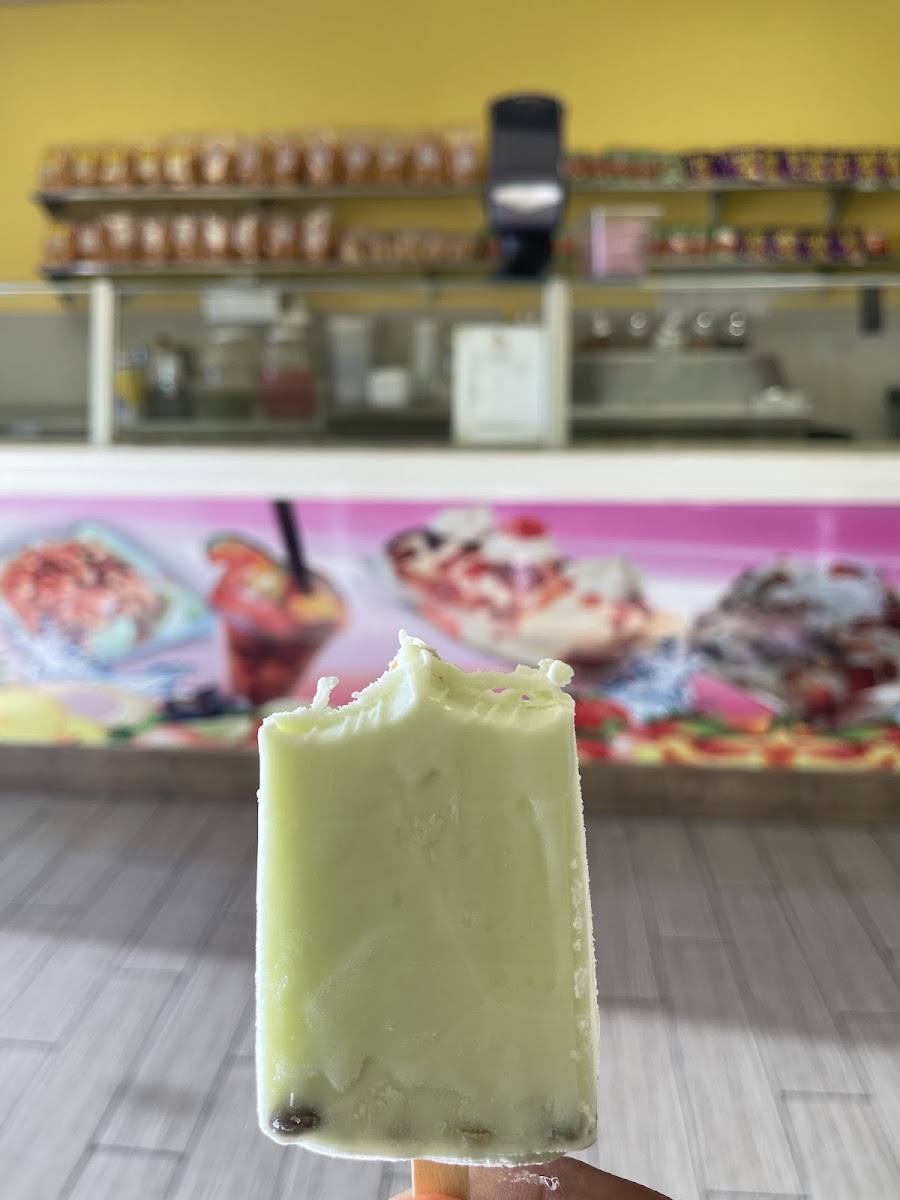 La Piña Loca Photo 10