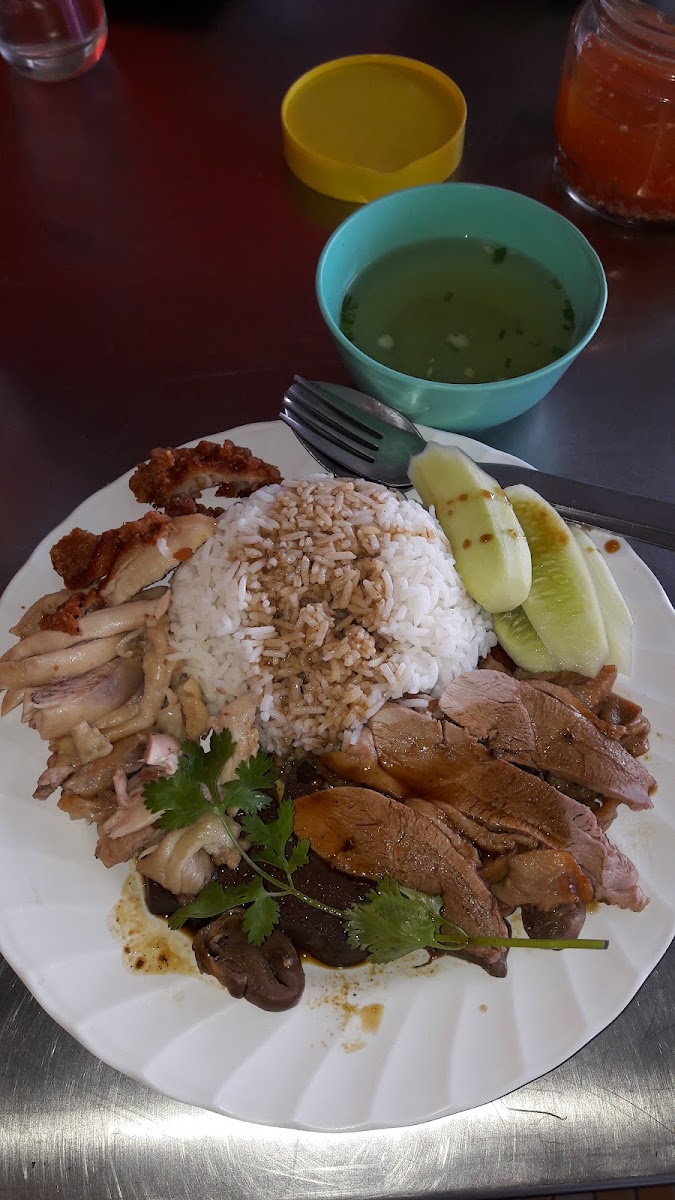 ก๋วยเตี๋ยว NK เป็ดพะโล้ 91 อ้อมน้อย Photo 10