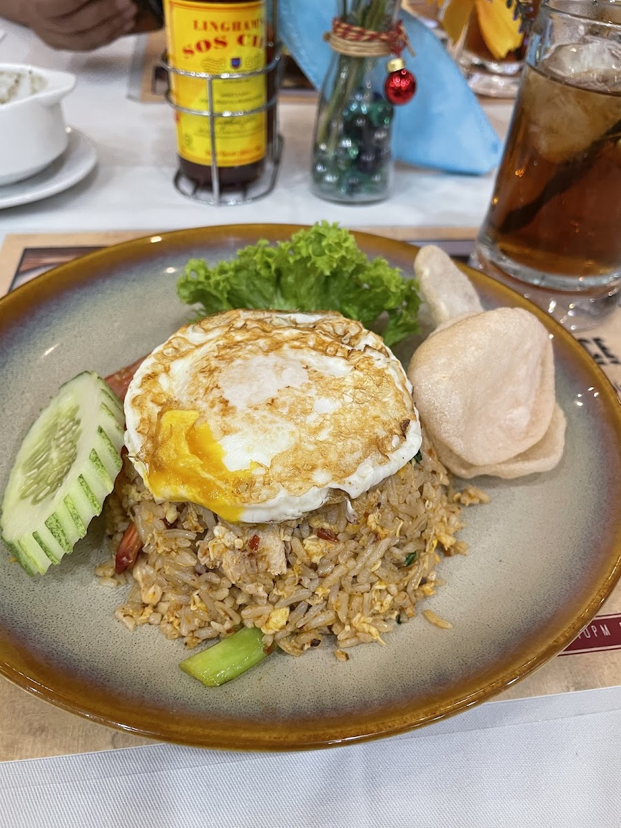 Coliseum Cafe @IOI City Mall Photo 8