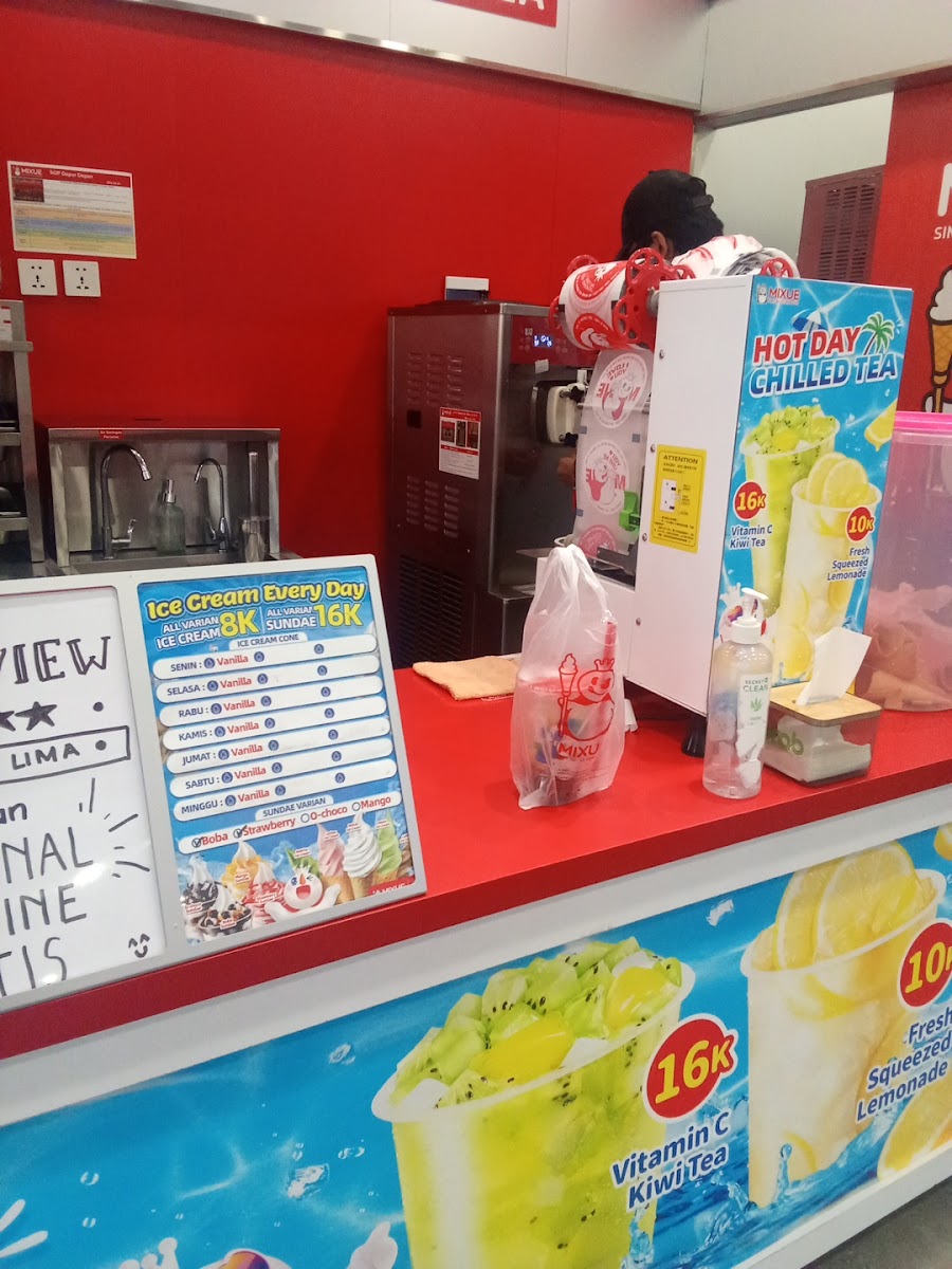 Mixue Ahmad Yani Photo Menu 7