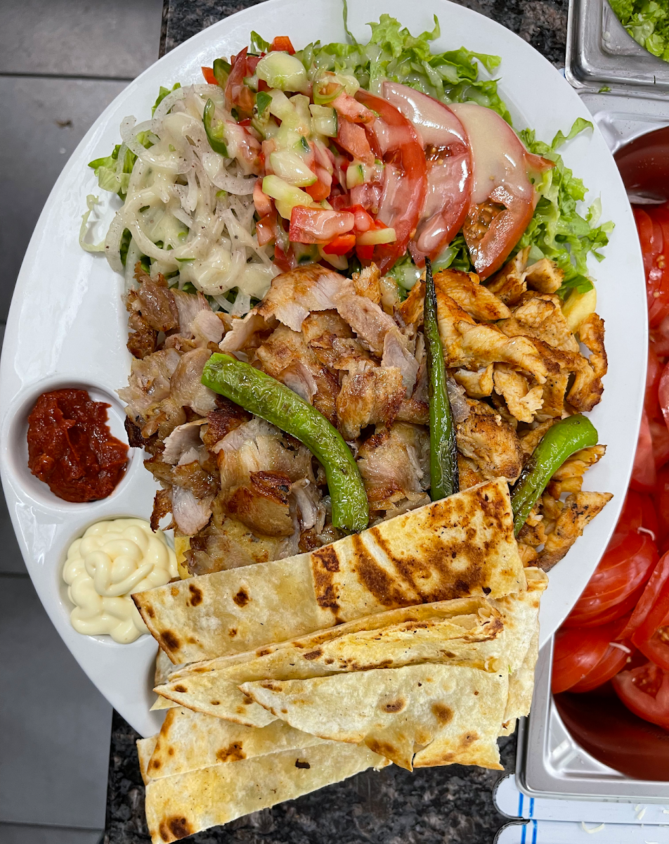 E et K Royal Kebab Photo 3