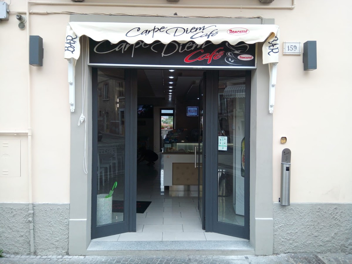Carpediem cafe
