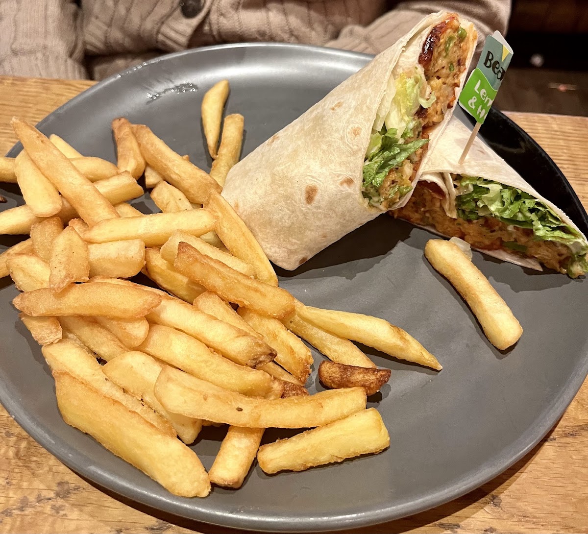 Nando's Harrow - St George Photo 7