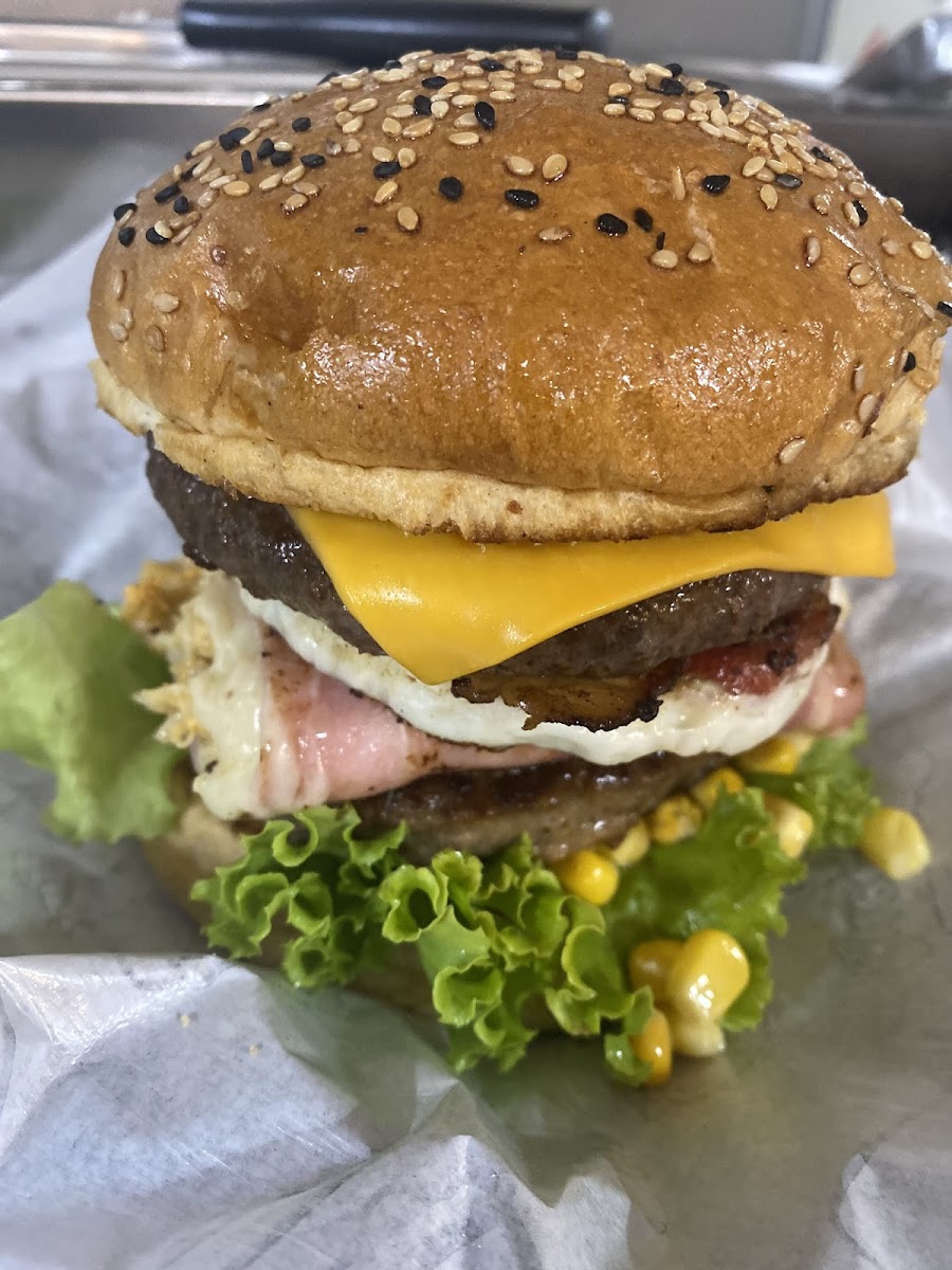 Damas Burguers Photo 3
