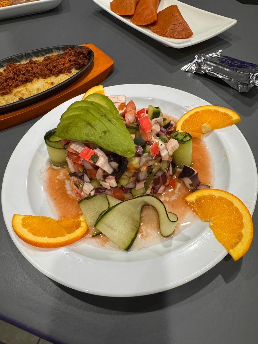 El Acapulqueno Mariscos y Sushi Photo 10