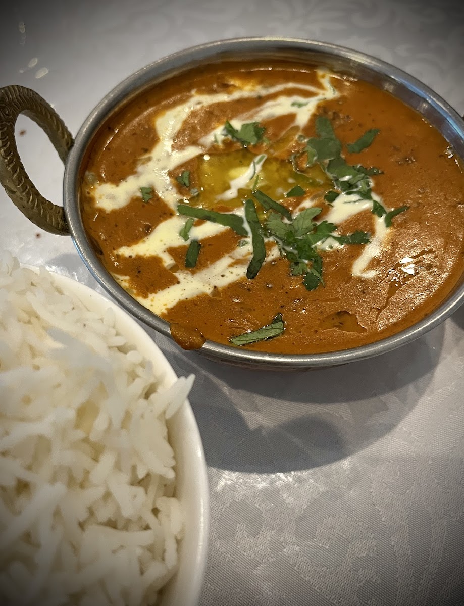 Crown Indian Takeaway & Restaurant Photo 3