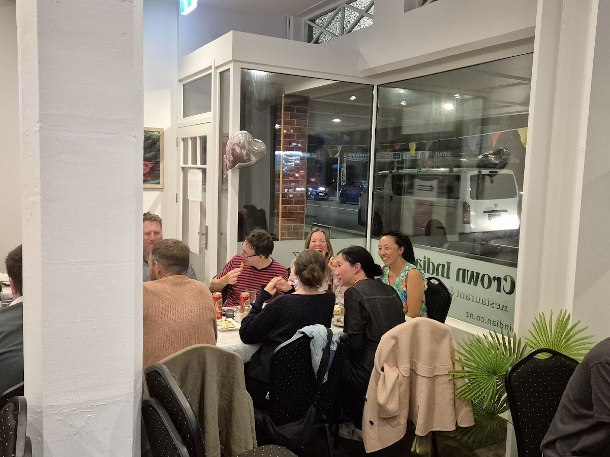 Crown Indian Takeaway & Restaurant Photo 7