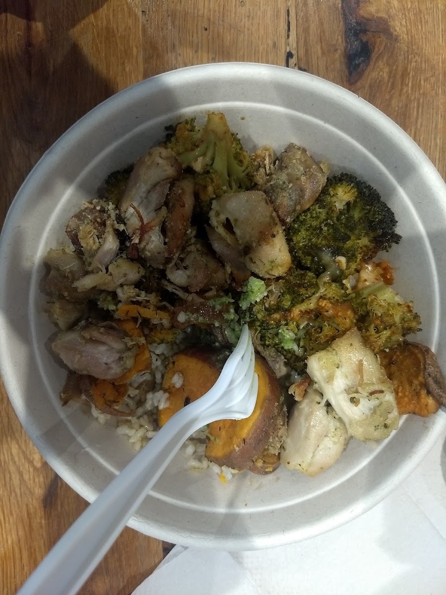 Real Food Eatery Photo 3