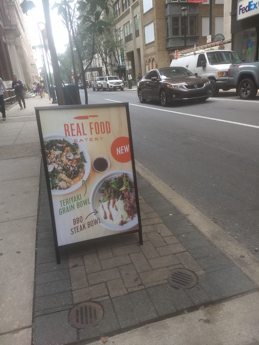 Real Food Eatery Photo 4