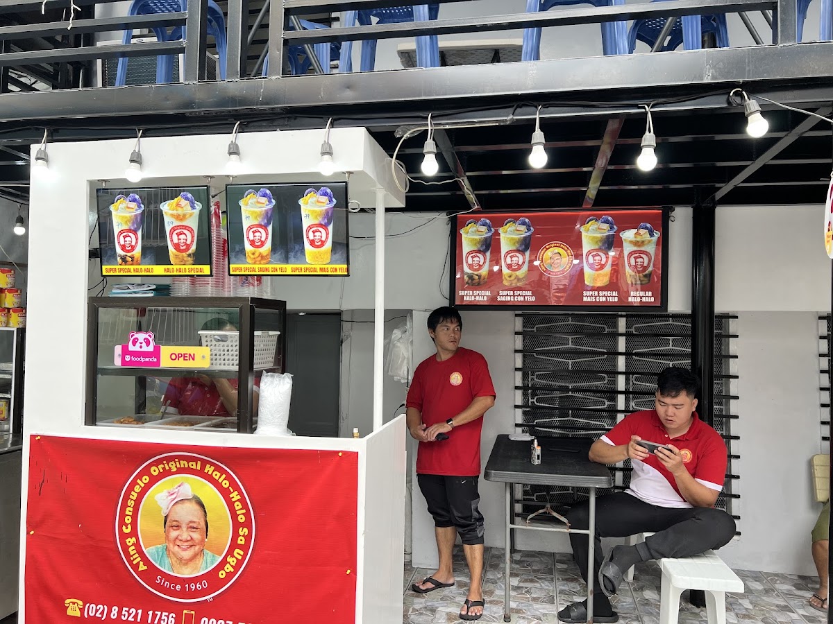 Aling Consuelo Original Halo-Halo