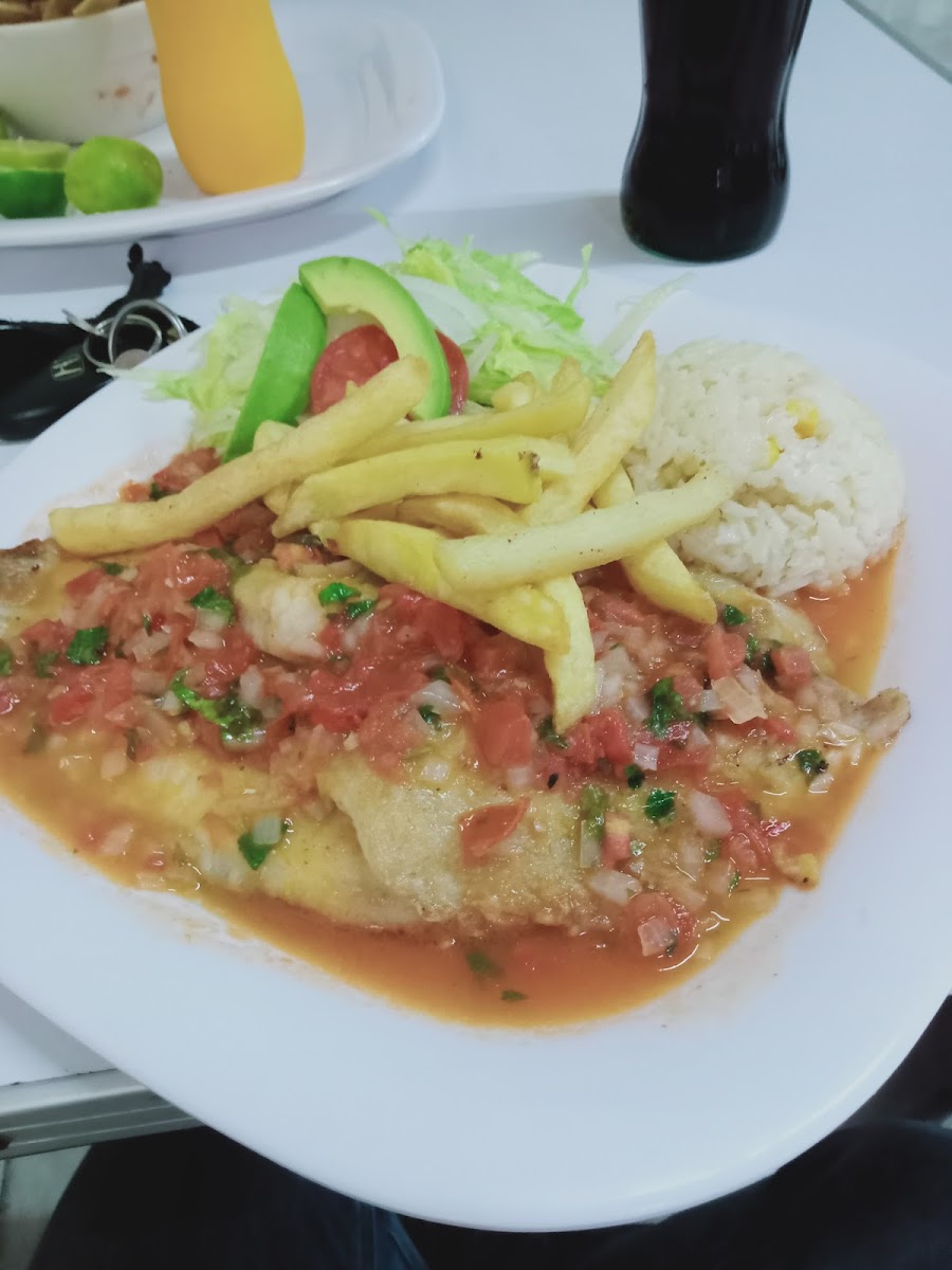 Pescados y mariscos Alanis gtz Photo 9