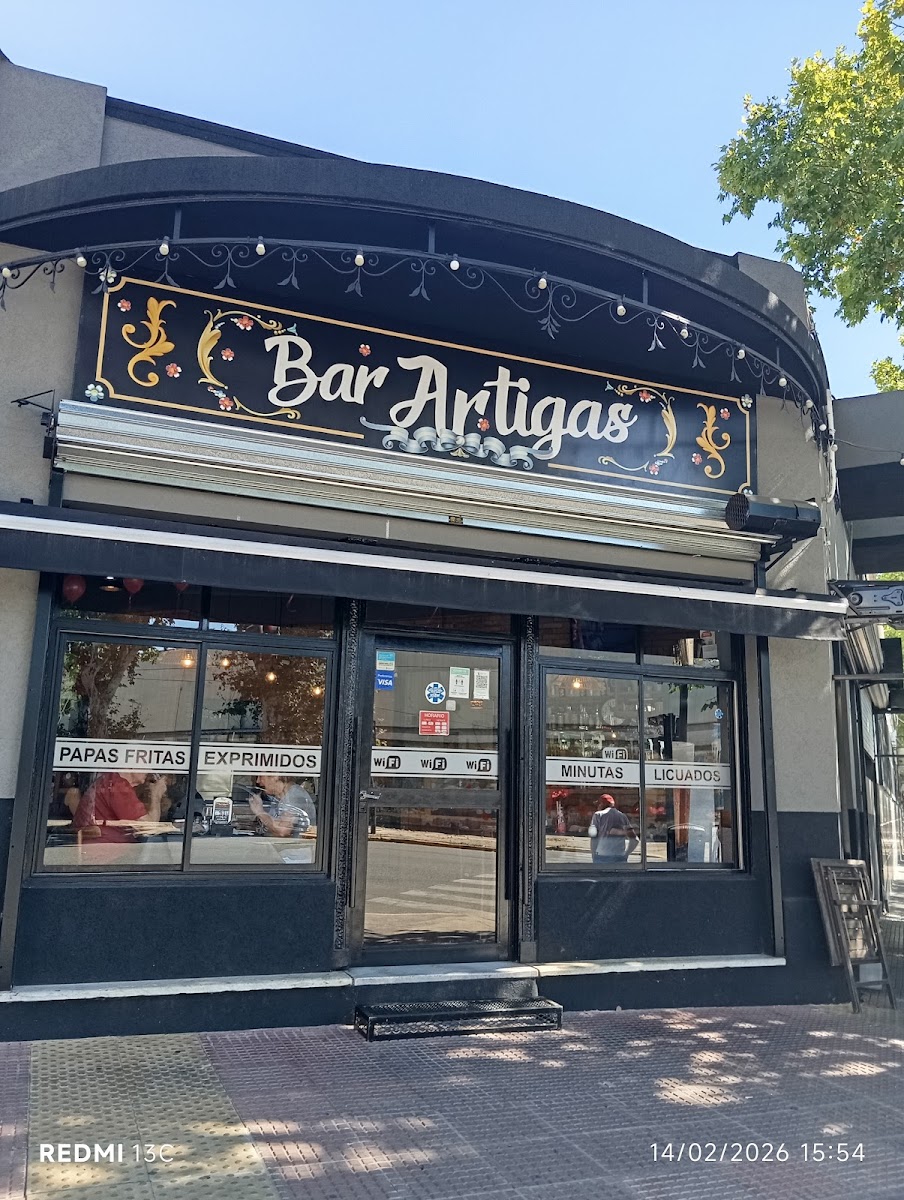 Cafe Bar Cantina Artigas Photo 3